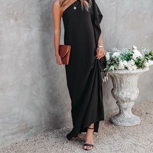 NWT Vici Strike A Pose One Shoulder Maxi